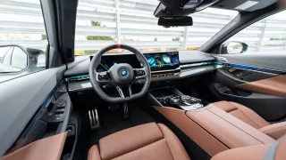 BMW i5 M60