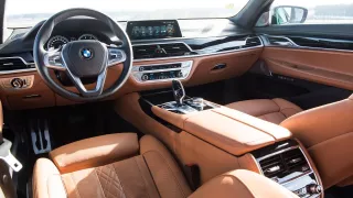 BMW 750Ld je limuzína za 4 miliony 12