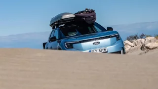 6000 km s elektromobilem: Viděli jsme Tokio, sochu Svobody, Grand Caynon nebo kousek Číny