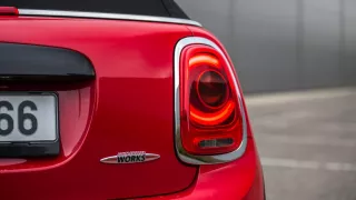 MINI JCW Cabrio - exteriér 9