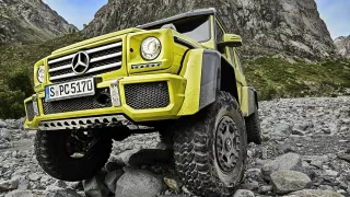 Mercedes-Benz G500 4x4^2