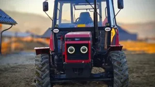 Za 1500 korun uděláte ze starého Zetoru bavorák. Nová světla dodají brněnskému traktoru futurismus