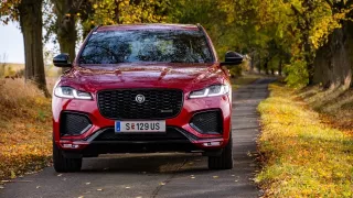 Jaguar F-Pace D300 je óda na dieselovou klasiku, která nezadržitelně spěje ke svému konci