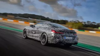 BMW M8 Coupe test Estoril