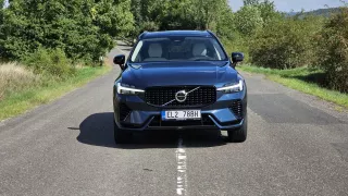 Volvo XC60 T8