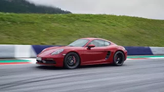 Porsche 718 GTS Cayman a Boxster 13