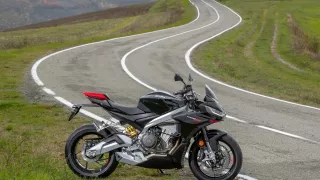 Aprilia Tuono 660 Factory