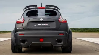 Nissan Juke-R 2.0