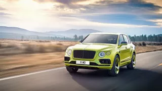 Bentley Bentayga na Pikes Peaku