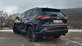 Toyota RAV4 Black Edition.