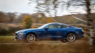 Ford Mustang jízdní 4