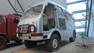 Tatra 805