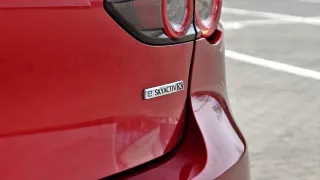 Mazda 3 e-Skyactiv X186