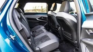 Peugeot 5008 Hybrid 145 e-DCS6