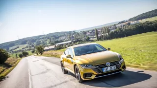 Volkswagen Arteon R-Line 2.0 TSI jízda 14