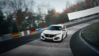 Nejrychlejší předokolka je Civic Type R - Obrázek 