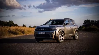 Dacia Duster v extrémním testu na 2000 km: bolí mě zadek a lokty, ale je to fajn kára
