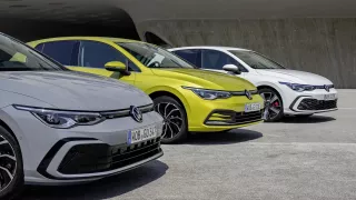 Volkswagen Golf 8 (2020) - elektrifikované verze