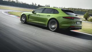 Porsche Panamera GTS Sport Turismo