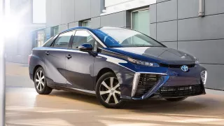 Toyota Mirai - hlavní