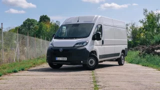 Elektrickou dodávku jsme prověřili v pracovním nasazení. Naftu klidně nahradí, ale nevyplatí se všem