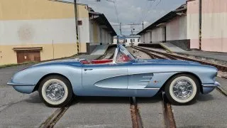 Ford Mustang a Chevrolet Corvette