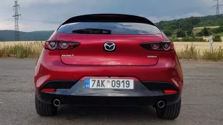 Mazda 3 Skyactiv-G122 Plus