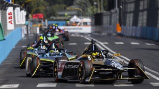 Formule E má pravidla, která jí může F1 závidět. Bojuje tu i francouzská luxusní značka DS