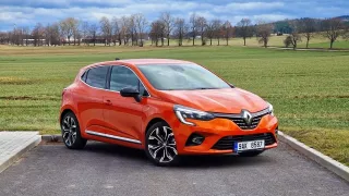 Hybridů je mezi malými auty málo. Mrštný Renault Clio E-Tech dokazuje, že je to škoda