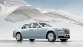 Automobilka Rolls-Royce přichází s další limitovanou edicí. Interiér trvalo navrhnout přes dva roky