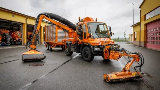 Mercedes-Benz Unimog