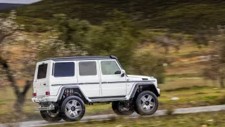 Mercedes G500 4x4 Na druhou končí 3