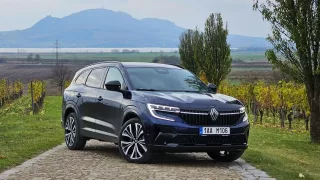 Nový Renault Espace může konkurovat Kodiaqu. Vůbec poprvé jsme ho provětrali na českých silnicích