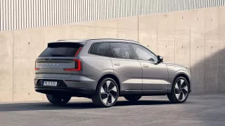 Volvo EX90