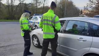 Nulová tolerance alkoholu při řízení v ČR vždy neplatí. Když se šofér nepřizná, projde mu 0,24 ‰