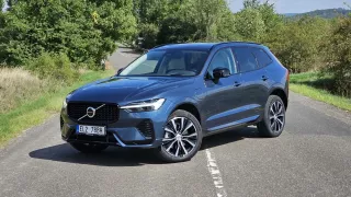 Volvo XC60 T8