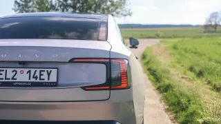 Volvo ES90