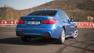 BMW 320d xDrive je lákavá ojetina 9