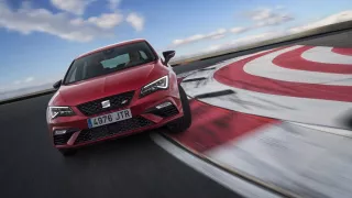 SEAT Leon Cupra