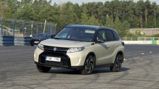 Vyzkoušeli jsme omlazené Suzuki Vitara. I přes svou nízkou cenu má pohon 4x4 a slušnou spotřebu