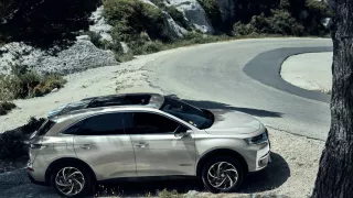 DS 7 Crossback E-Tense 4×4