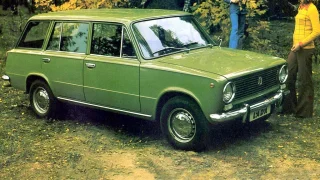 Cestovní kombi z Tuzexu. K dispozici jich bylo jen osm, například VAZ 2104, Trabant nebo Octavia