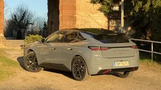 DS N°4 PLUG-IN HYBRID