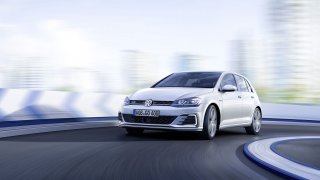 Volkswagen Golf GTE 2017 1