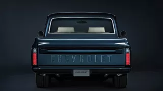 Chevrolet perfektně zrestauroval model C-10 z roku