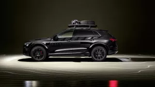 Audi Q8 e-tron edition Dakar