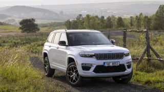 Jeep Grand Cherokee: Pravá americká klasika v hybridním kabátě