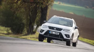 SEAT Arona 1.0 TSI jízda 10