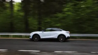 Alpine A390