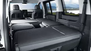 Hyundai Staria Lounge Camper